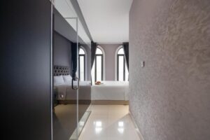 Gallery Thumbnail 2